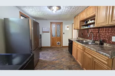 28 Cross Rd, Uxbridge, MA 01569 - Photo 17