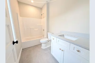 6 Station St, Kingston, MA 02364 - Photo 17