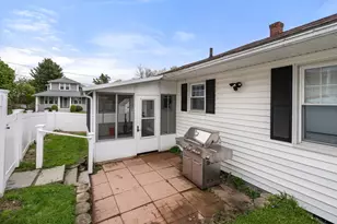 48 Charles St, Gardner, MA 01440 - Photo 15