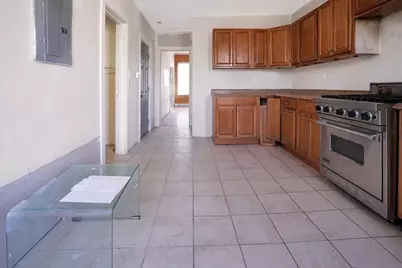 213 W 9th St, Boston, MA 02127 - Photo 13