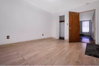 213 W 9th St, Boston, MA 02127 - Photo 3