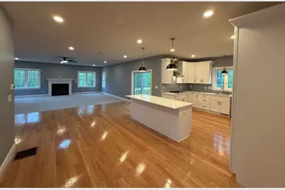 64 Deanna Dr, Holden, MA 01520 - Photo 5
