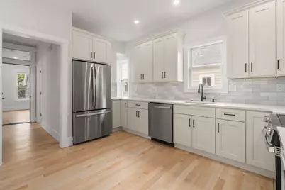 32 Manning St #2, Medford, MA 02155 - Photo 5