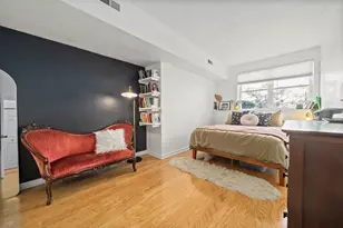 11 Marion St, Boston, MA 02131 - Photo 13