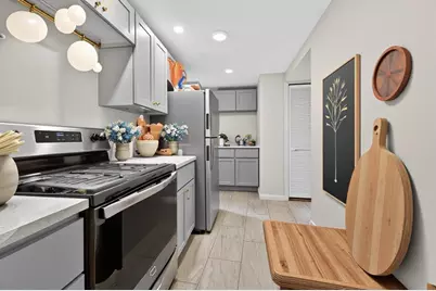 72 Wellington Hill St, Boston, MA 02126 - Photo 21
