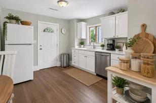72 Wellington Hill St, Boston, MA 02126 - Photo 19