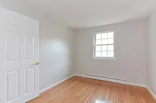 4 Colonial Village Dr, Arlington, MA 02474 - Photo 17