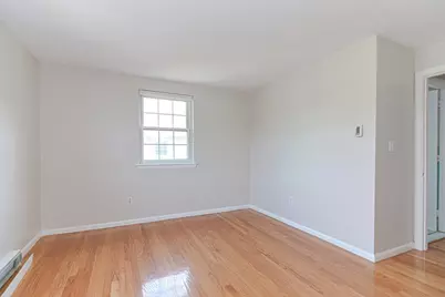 4 Colonial Village Dr #9, Arlington, MA 02474 - Photo 15