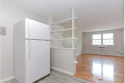 4 Colonial Village Dr #9, Arlington, MA 02474 - Photo 9