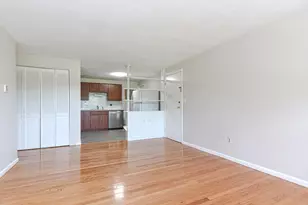 4 Colonial Village Dr, Arlington, MA 02474 - Photo 11