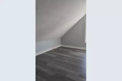 15 Studley St #3, New Bedford, MA 02740 - Photo 5