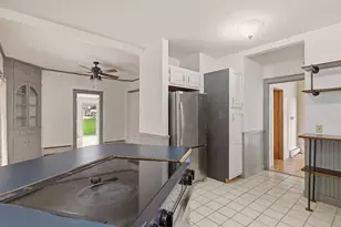 118 Wilbur Ave, Swansea, MA 02777 - Photo 7