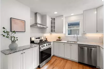 5 Hearn St, Watertown, MA 02472 - Photo 5