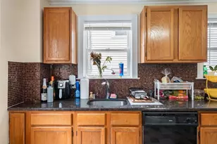5 Hearn St, Watertown, MA 02472 - Photo 31