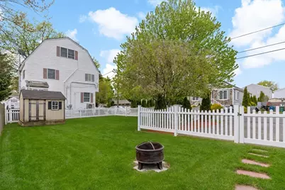 6 Lindsell St, Saugus, MA 01906 - Photo 27