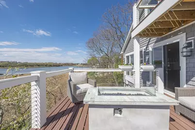 9 Chestnut Pl, Hingham, MA 02043 - Photo 15