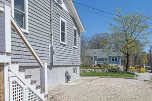 9 Chestnut Pl, Hingham, MA 02043 - Photo 41