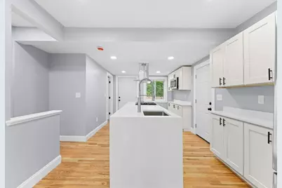 20 Oneida Ave, Brockton, MA 02301 - Photo 9