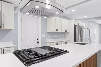 20 Oneida Ave, Brockton, MA 02301 - Photo 13