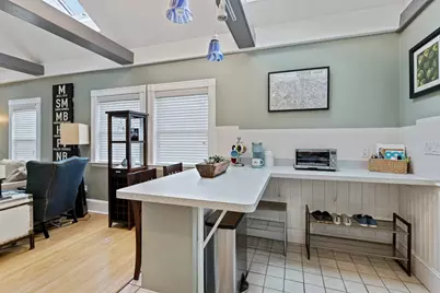 13 Saint James Street #2, Newton, MA 02458 - Photo 9