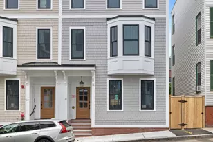 14 Prospect St, Boston, MA 02129 - Photo 35