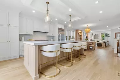 14 Prospect St, Boston, MA 02129 - Photo 7