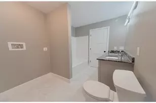 54 Richards St, Worcester, MA 01603 - Photo 11
