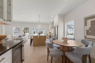 326 Lowell St, Somerville, MA 02145 - Photo 3