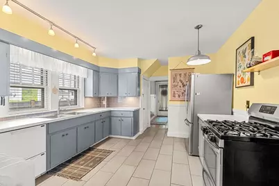27 Lenox St, Brockton, MA 02301 - Photo 19