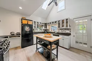 94 William St, Stoneham, MA 02180 - Photo 5