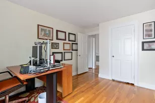542 Commonwealth Ave, Newton, MA 02459 - Photo 25