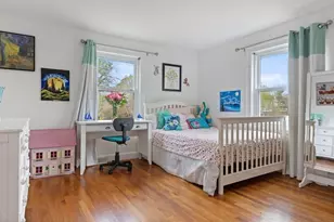 542 Commonwealth Ave, Newton, MA 02459 - Photo 11