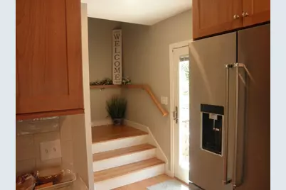 236 Cumberland Ave, North Attleboro, MA 02760 - Photo 11