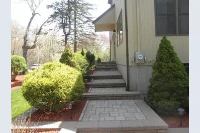 236 Cumberland Ave, North Attleboro, MA 02760 - Photo 3