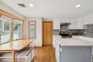20 Murdock Rd, Stoneham, MA 02180 - Photo 29