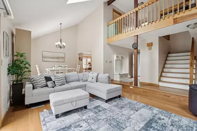 20 Murdock Rd, Stoneham, MA 02180 - Photo 3