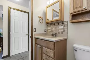 8 Portsmouth Rd, Amesbury, MA 01913 - Photo 21