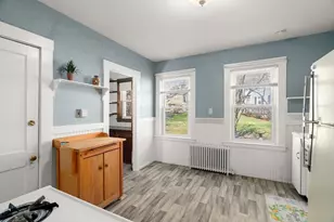 204 School St, Watertown, MA 02472 - Photo 7
