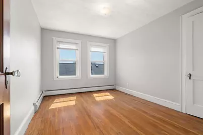 204 School St, Watertown, MA 02472 - Photo 5