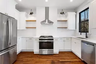 31 Monadnock St, Boston, MA 02125 - Photo 3