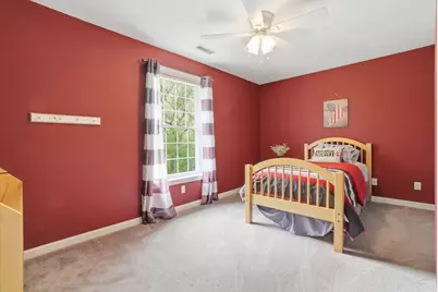 18 Oakridge Dr, Saugus, MA 01906 - Photo 21