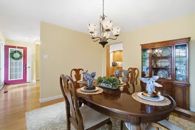 18 Oakridge Dr, Saugus, MA 01906 - Photo 13