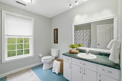 18 Oakridge Dr, Saugus, MA 01906 - Photo 23