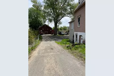 351 Bridge St, Northampton, MA 01060 - Photo 3