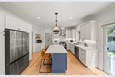 116 Livingstone Ave, Beverly, MA 01915 - Photo 9