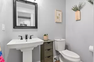 106 Bridge St, Salem, MA 01970 - Photo 9