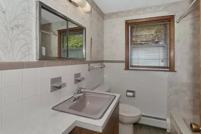 20 Hendom Dr, Agawam, MA 01030 - Photo 19