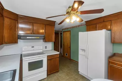 20 Hendom Dr, Agawam, MA 01030 - Photo 7