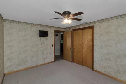 20 Hendom Dr, Agawam, MA 01030 - Photo 25