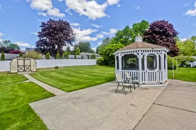 20 Hendom Dr, Agawam, MA 01030 - Photo 3